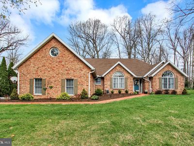 6015 Fairway Dr W, Fayetteville, PA, 17222