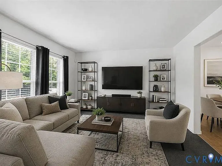 4 bed, 1632 sqft, $2,400 — Photo 2