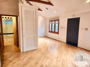 1449 Calumet Ave #B, Los Angeles, CA 90026