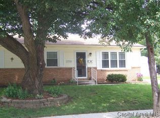 2365 Grinnell Dr, Springfield, IL 62704