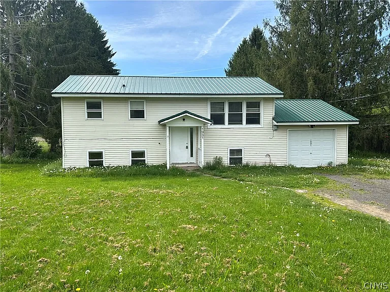 1931 Owego Hill Rd — Photo 1