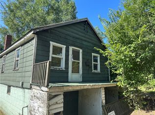 2108 Crestas Ave, North Versailles, PA 15137