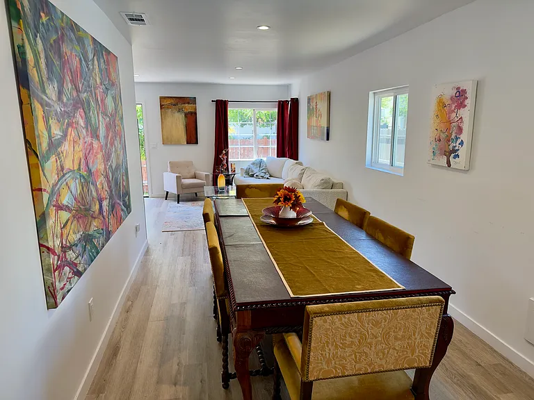 13845 Moorpark St — Photo 9