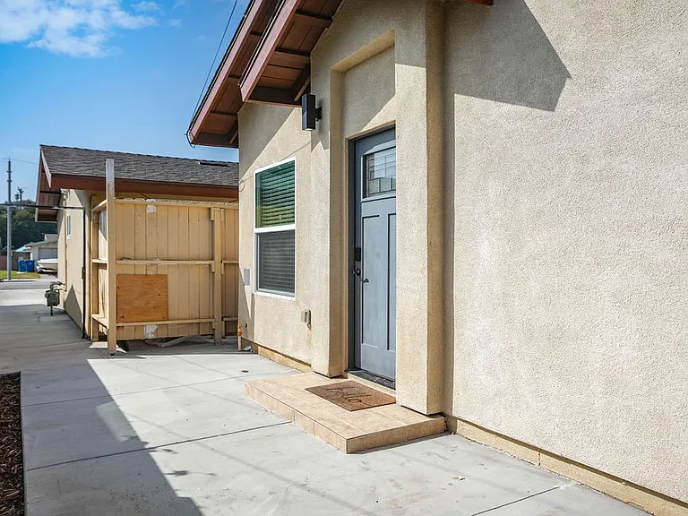 13644 Palomar St — Photo 35