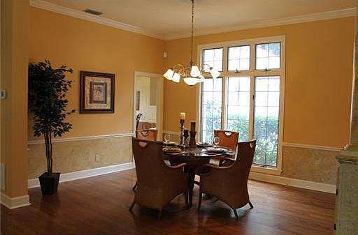 5th image of 12300 Oaks Ln
