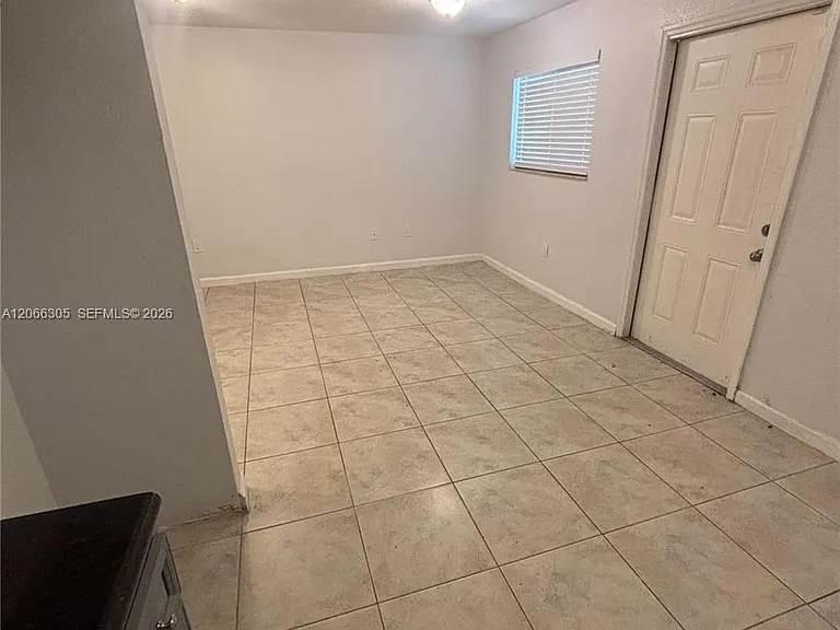 14084 NE 2nd Ave #14084 — Photo 21