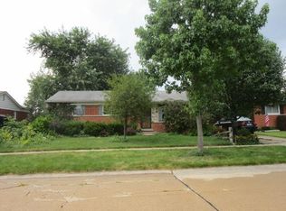 1795 Coventry Dr, Troy, MI 48083