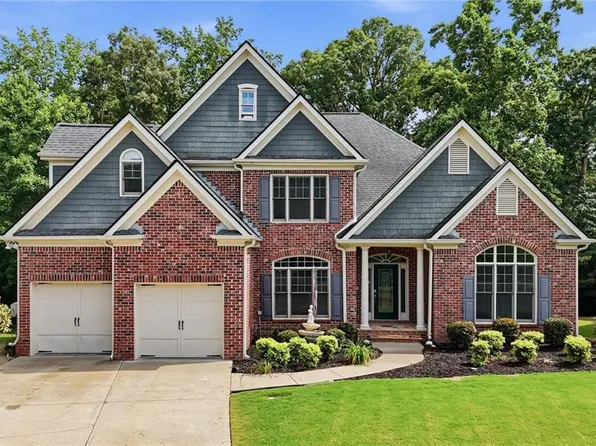 715 Crescent Cir, Canton, GA 30115