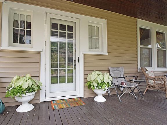 3rd image of 2516 Sheridan Dr