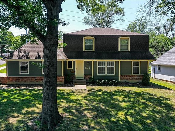3rd image of 9846 Farley Ln