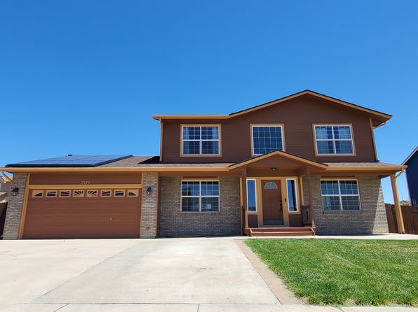 7479 Waterside Dr
