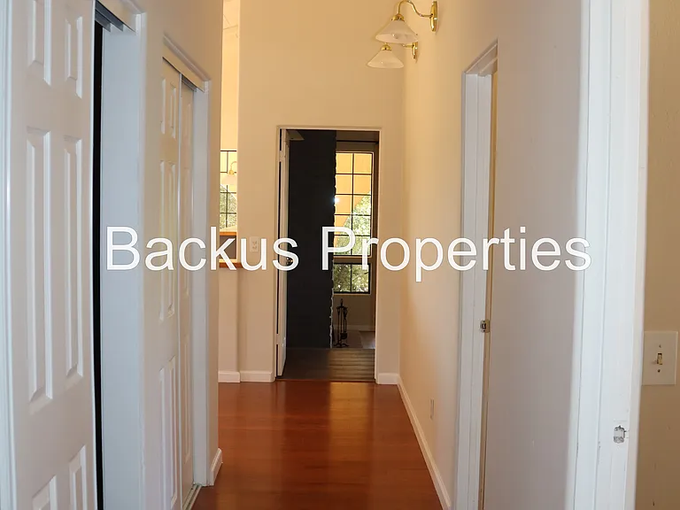 11585 McCarthy Rd — Photo 11