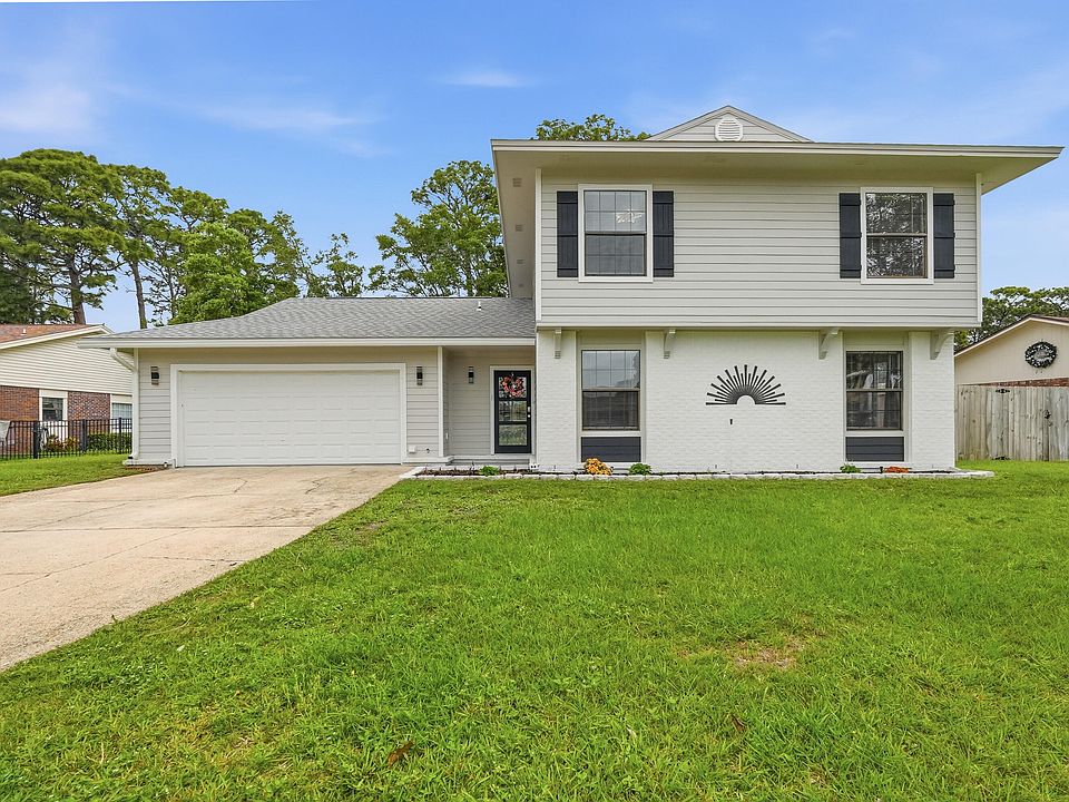 1st image of 25 Lake Lorraine Cir