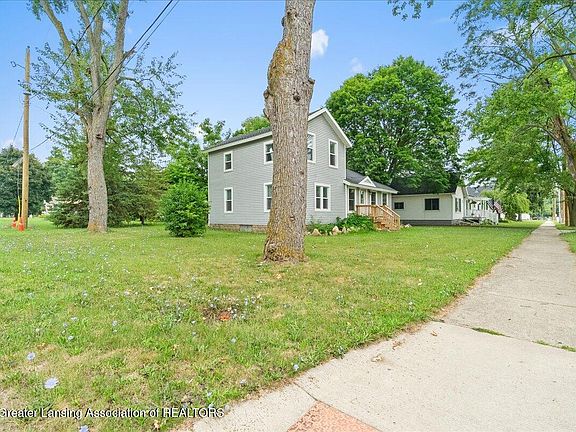 4th image of 701 N Lansing St