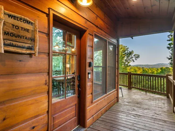 34 Highland Forest Trl, Morganton, GA 30560