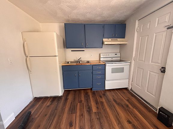 4th image of 27 South St #27
