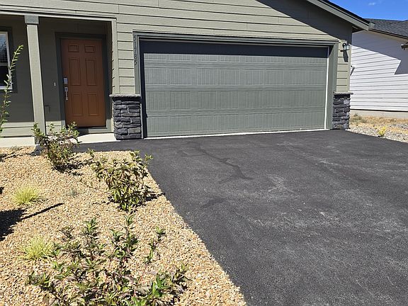 2nd image of 51785 Jubilee Pine Dr