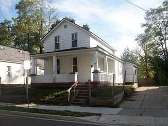 1st image of 1130 Logan St SE