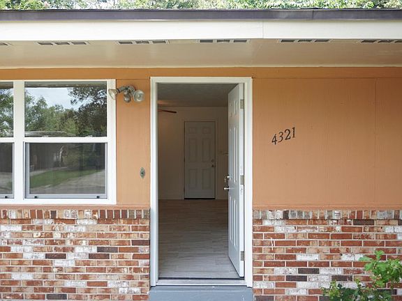 4th image of 4321 Goldie St
