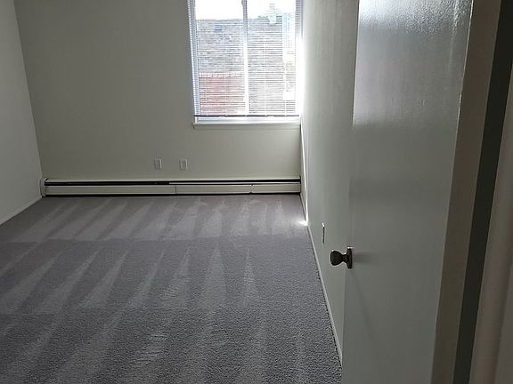 4th image of 2333 N Oakland Ave APT 304