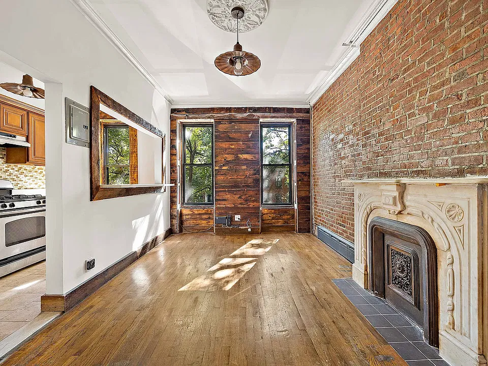 47 Monroe St #2