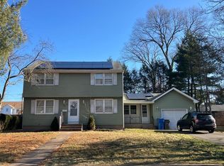 25 Butler Rd, Manchester, CT 06042