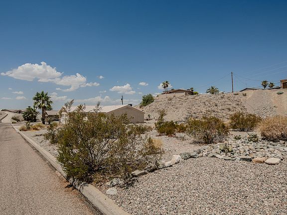 2nd image of 3125 Maverick Dr Lot 38