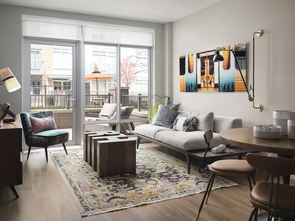 1100 Ave At Port Imperial image 2 of 5