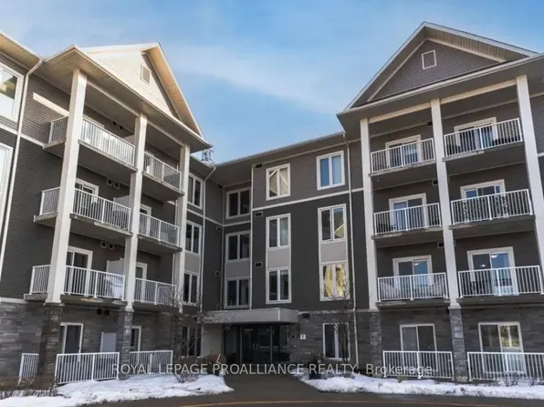 290 Liberty St N Suite 302, Clarington, ON L1C 0V5