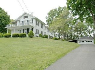 38 W Church St, Seymour, CT 06483