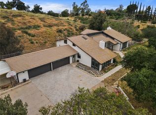 8700 Arabian Way, Calimesa, CA 92320