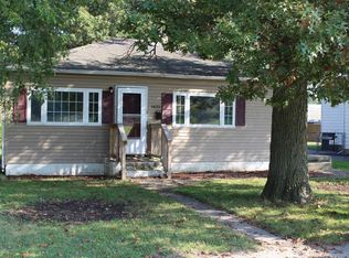 1432 E 6th St, Hobart, IN 46342