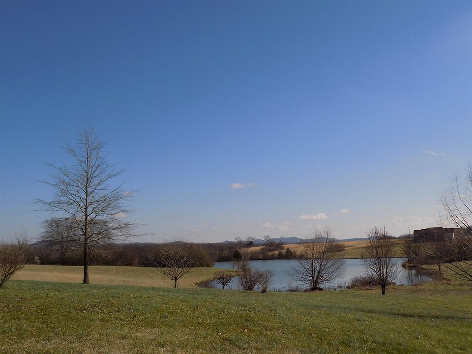 2nd image of 1020 Harness Cir Lot 9