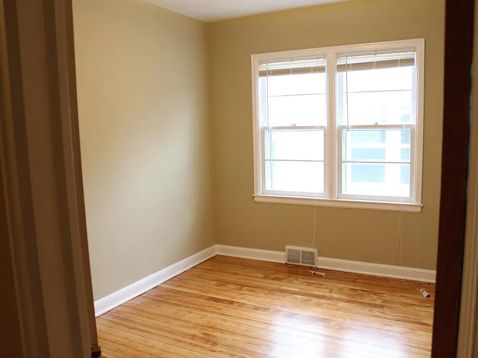 Smaller bedroom
