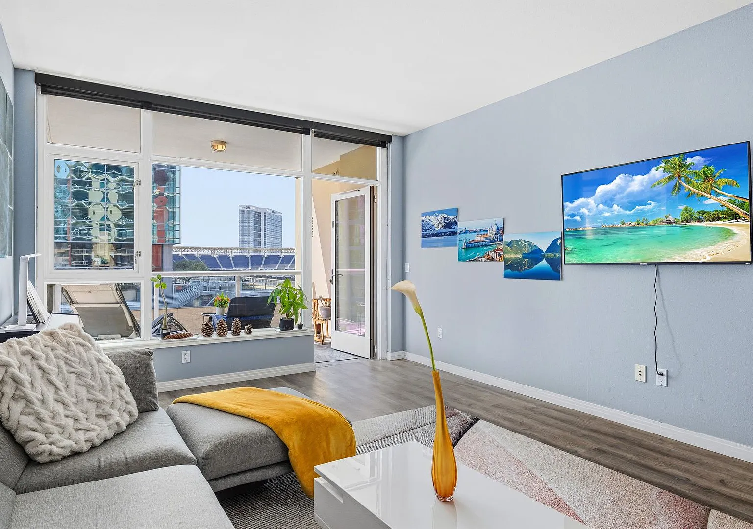 427 9th Ave, Unit 801 — Photo 1