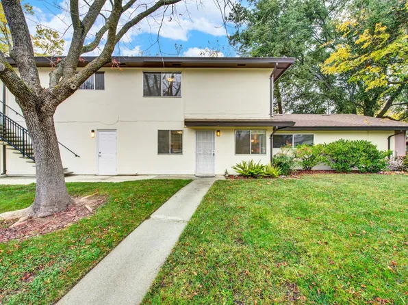 2803 Bidwell St APT 2, Davis, CA 95618