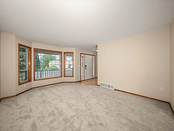 5th image of 3415 S Morrill Dr