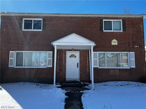 23984 Banbury Cir APT 2, Warrensville Heights, OH 44128