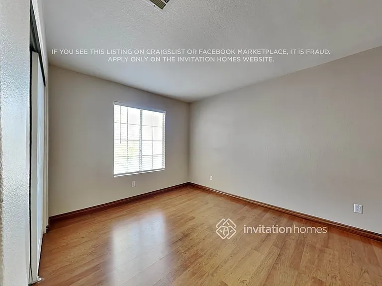 125 Golf Range St — Photo 14