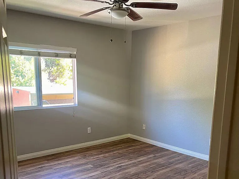Suncrest Ridge — Photo 3