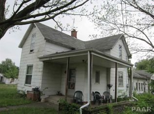 216 S 8th St, Cuba, IL 61427