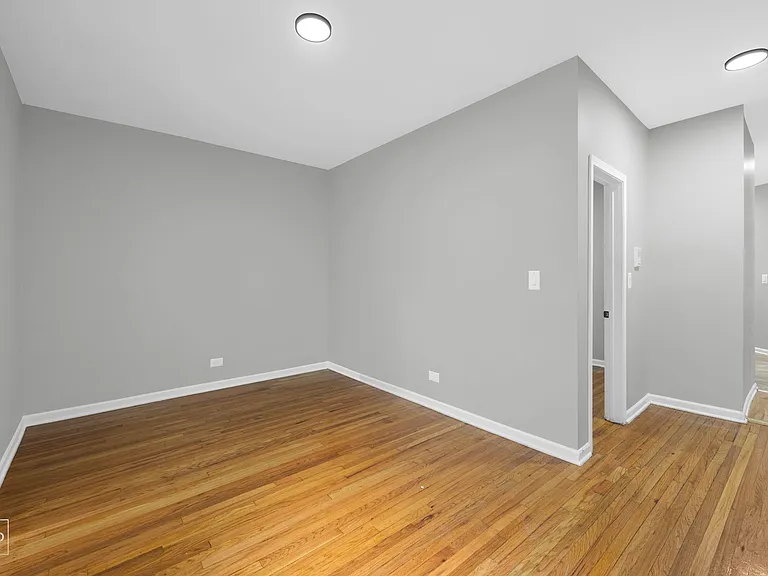 6101 S Langley — Photo 7