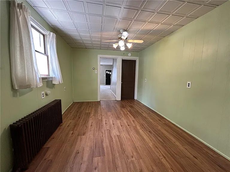 131 E Union Blvd — Photo 5