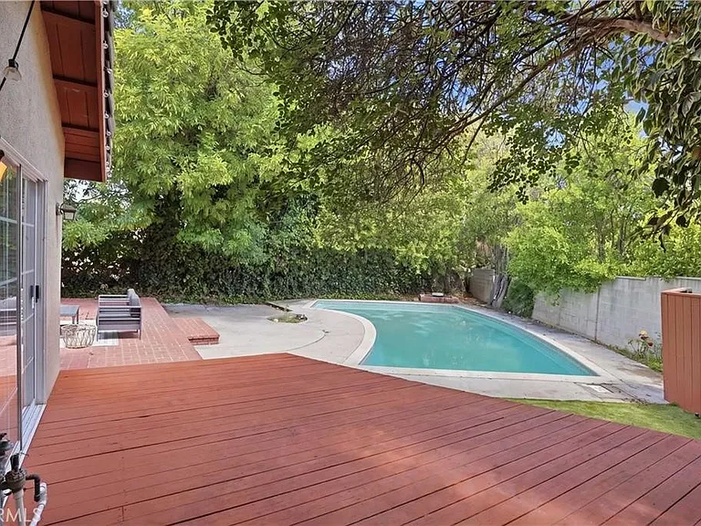 5224 Woodlake Ave — Photo 44