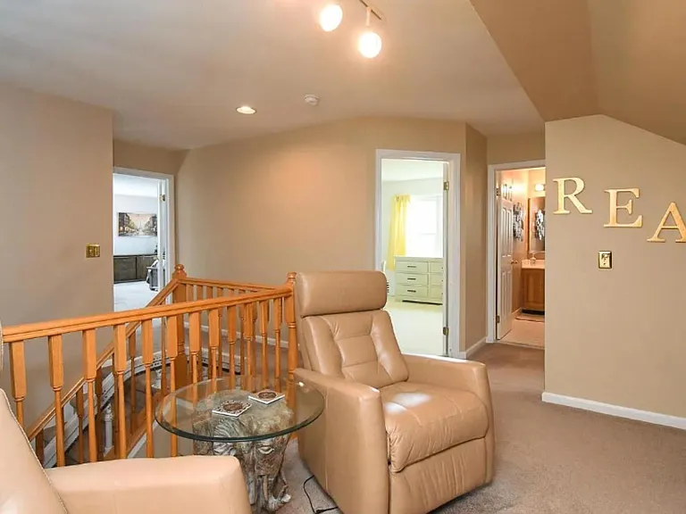 235 Pinecrest Ln — Photo 21