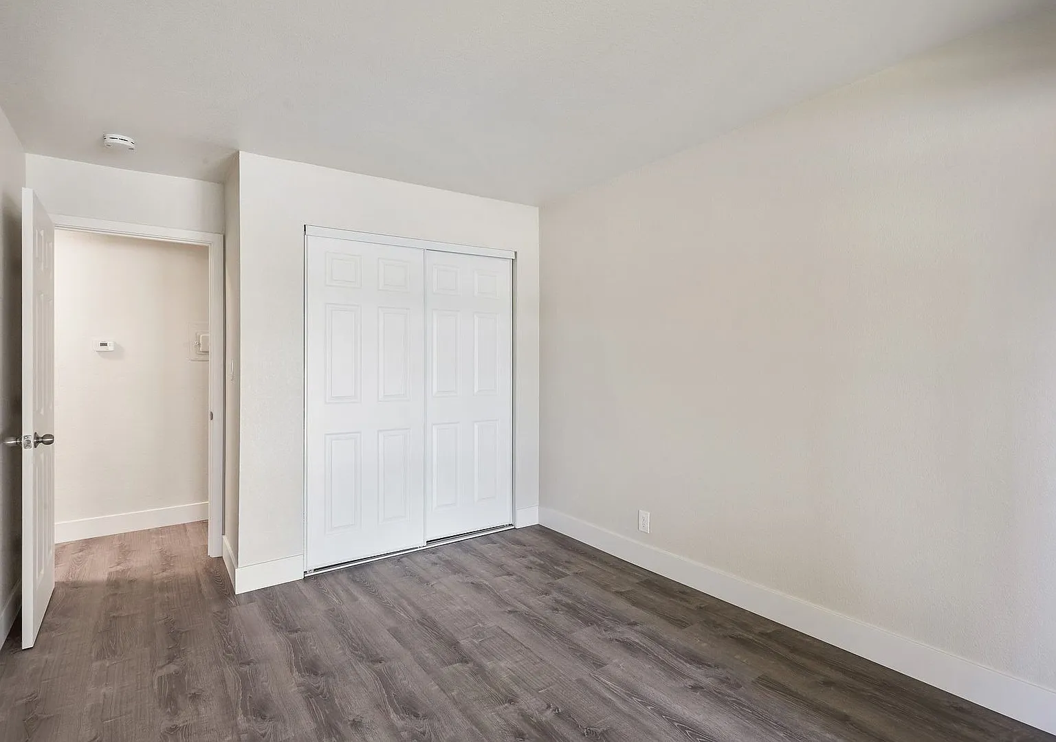 Pinebrook Apartments — Photo 4