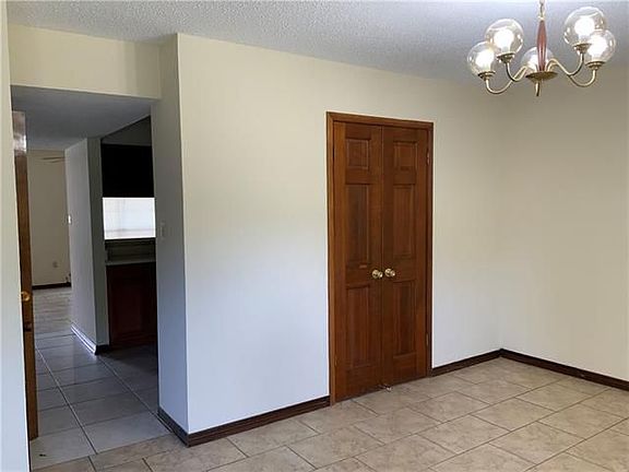 4th image of 1502 Richmond Dr