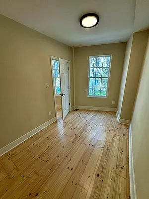 Rented by Tolmas Corporation | media 8