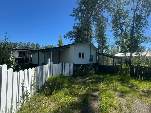 859 Runamuck Ave, North Pole, AK 99705