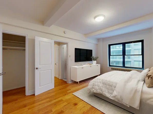 141 East 56th Street image 2 of 13